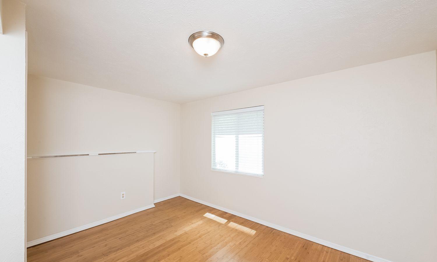 /static/images/house/12577/8fc7de6839e9a1ff360afba99d37064c.jpg