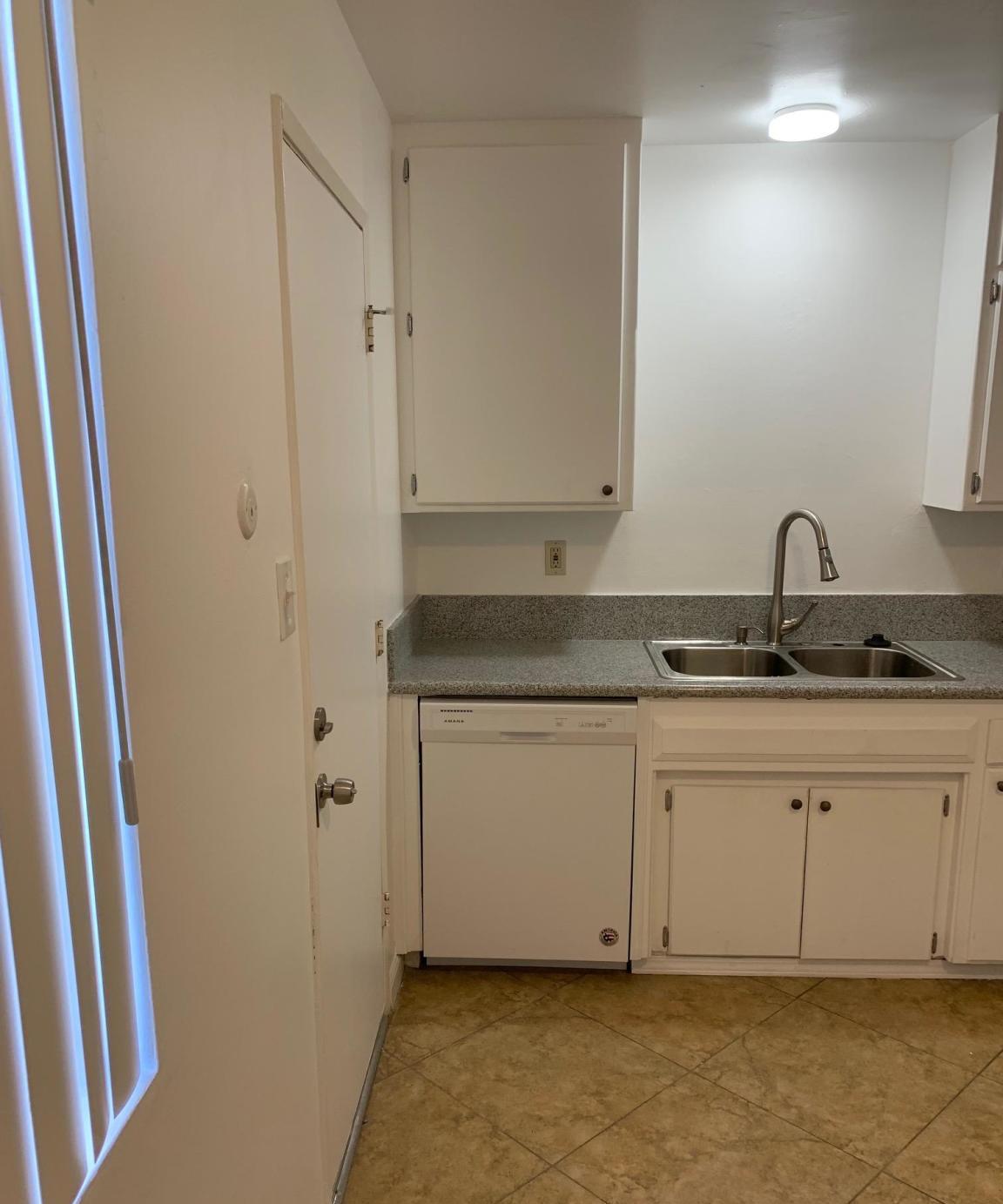 /static/images/house/12711/051529a3a110451bdc2561393217f3a8.jpg