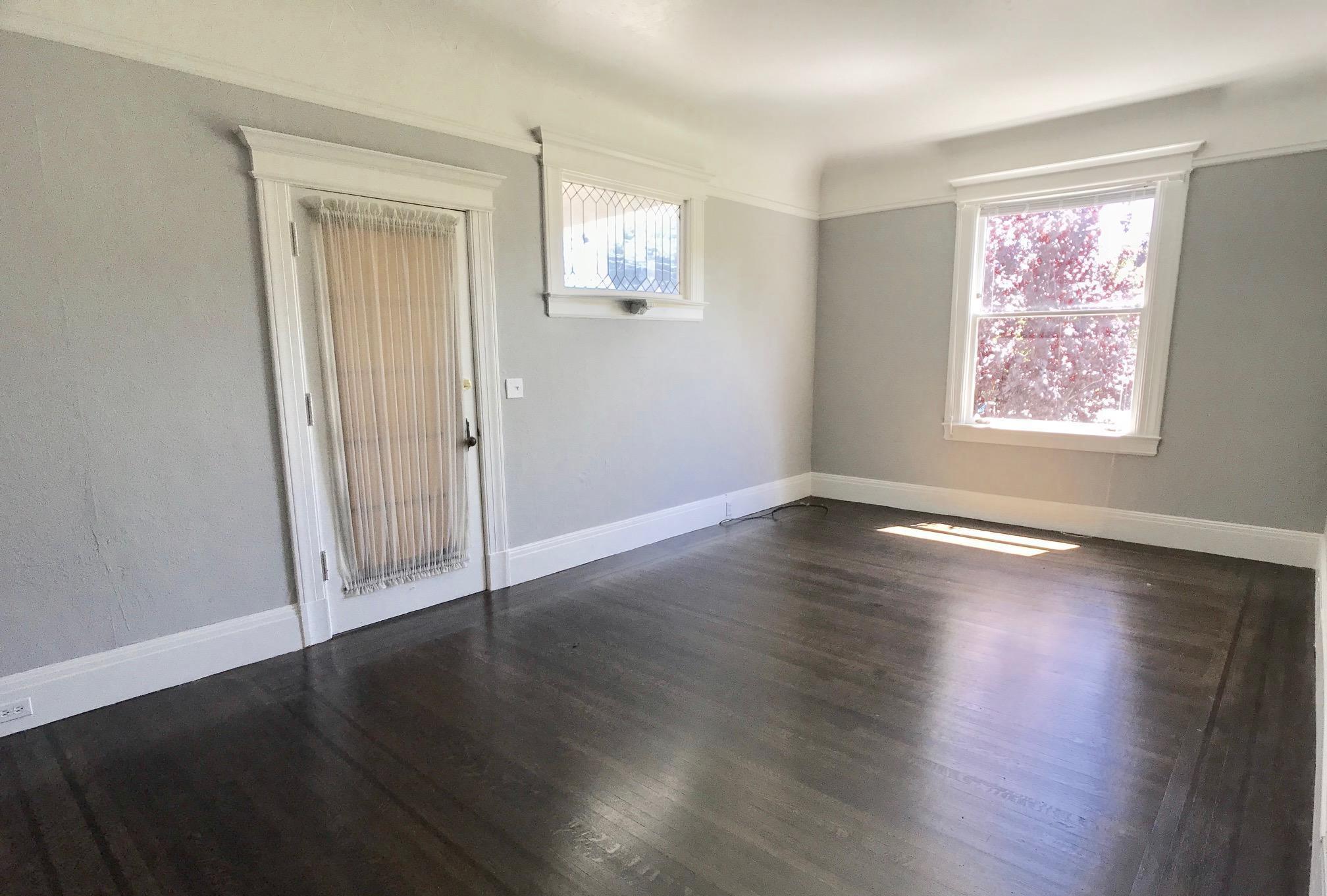 /static/images/house/13055/2f96b412de1391d88e2caf434109b836.jpg