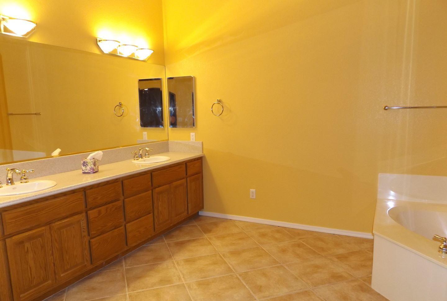 /static/images/house/13751/a1e8e82a9b705df40710adf97aad60a4.jpg