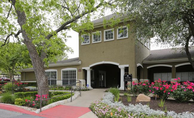 /static/images/house/18010/73e11cb9d9adeb8f982ed80ea9bd1e5e.jpg