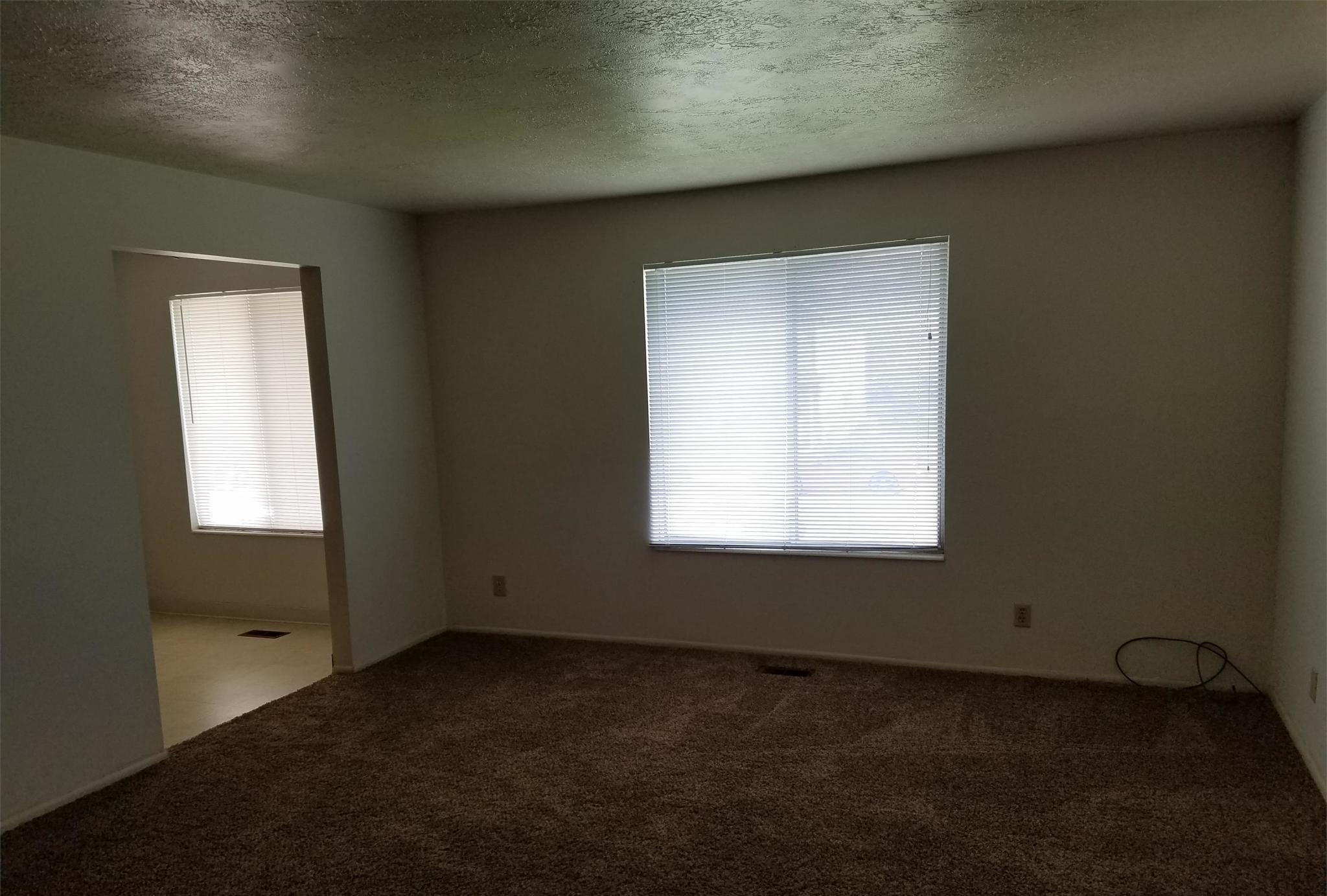 /static/images/house/2184/3330f3ecd8ba29eb56c2774f09050ef4.jpg