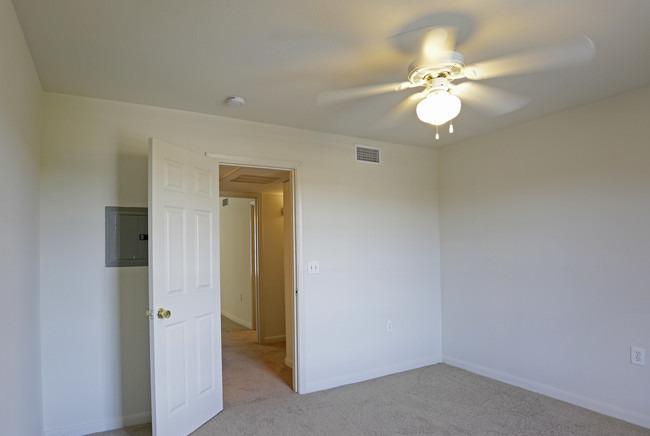 /static/images/house/21930/b3d2cd5ee0a9d98d63fb3cc7e59698f7.jpg