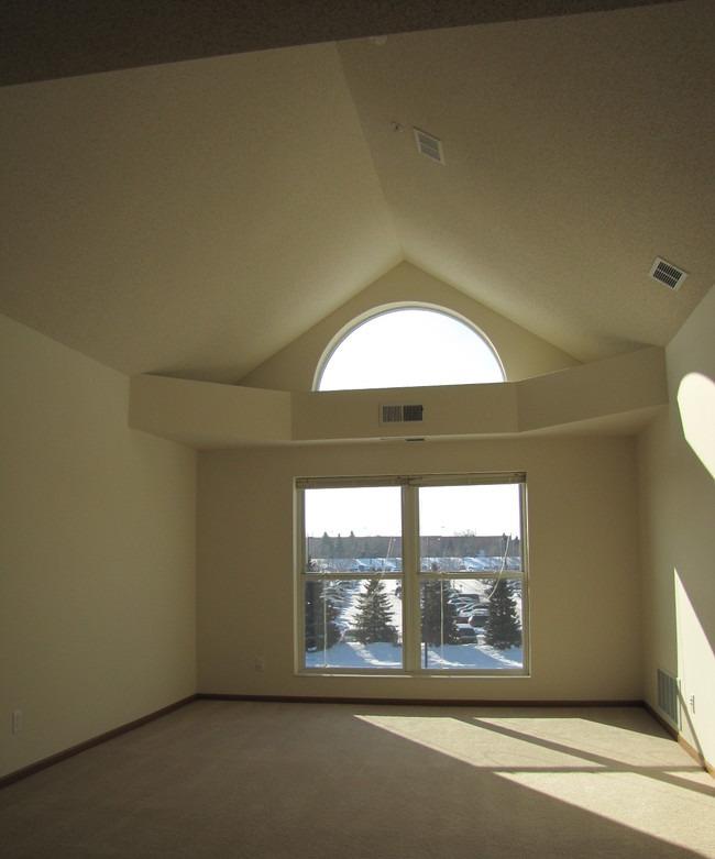 /static/images/house/22828/7b3efbf34b31aaed11dace963f14ba12.jpg