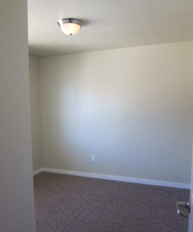 /static/images/house/25559/ced73c8fbe217cbd5a1b9f0a7074c04d.jpg