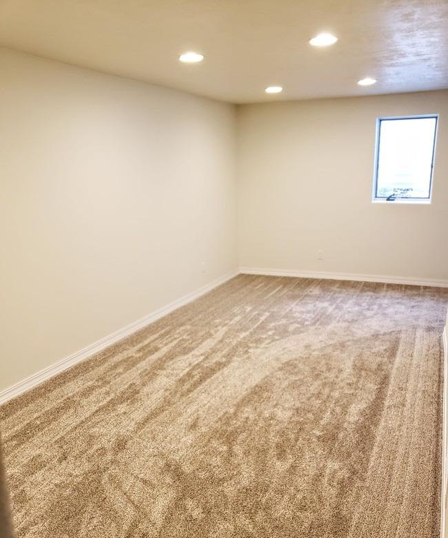 /static/images/house/26033/a582912162d54e1325ff69066d44fae3.jpg