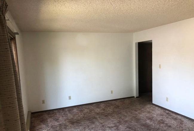 /static/images/house/26689/03ed233a9ae808393f9295cffbfa6a1d.jpg
