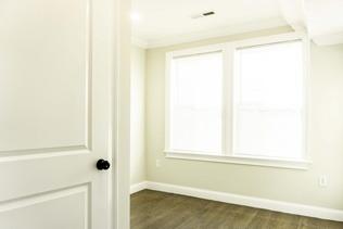 /static/images/house/33607/e55307456d916471f65a226cdddc6570.jpg