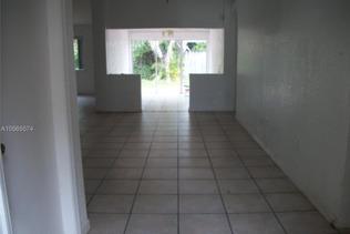 /static/images/house/36799/679285d4e4e4d276dee3766f1bfe9c77.jpg