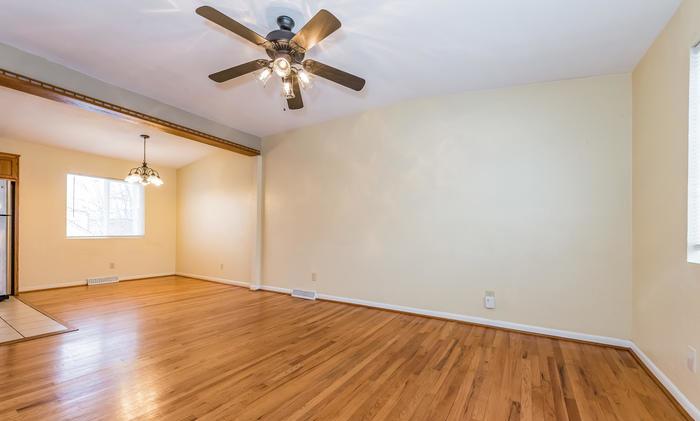 /static/images/house/7527/2459d4650810fd5dddc6879fa32a12e8.jpg
