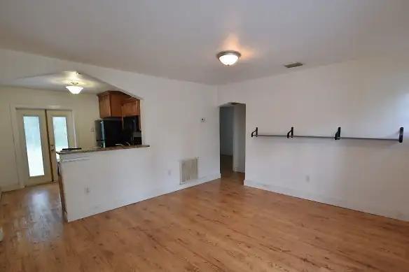 /static/images/house/763/ba1168c7270b3e28983a37099c708786.jpg