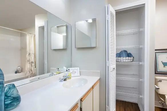 /static/images/house/846/422ee46dfafded1c674a6f077227d20e.jpg