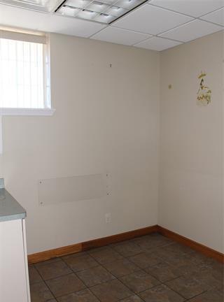 /static/images/house/8716/7962d1e9f3a4f99627194c68f823f300.jpg