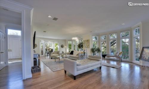 /static/images/house/9741/7eac32af7acbc38b425a015e703f059f.jpg
